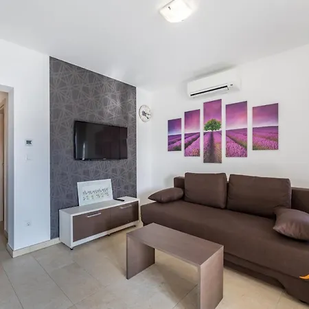 Modernes Mit Fahrraeder, Klima, Wifi Apartament